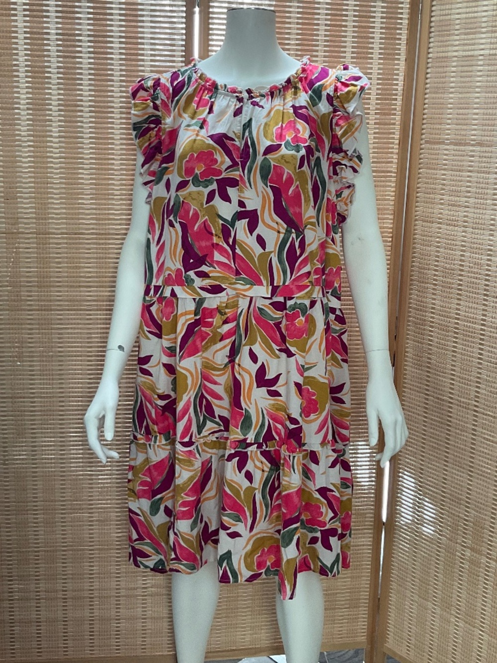 ST. JOHN’S BAY 2X Floral Dress Drop-Waist Ruffles Knee-Length Tiered Pockets NWT